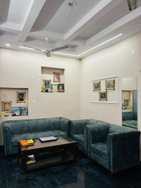 Cozy stays near Civil Lines Metro Station